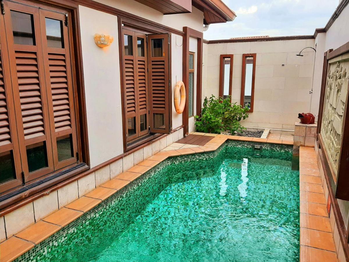 Wonderland Private Pool Villas At Port Dickson Exteriör bild